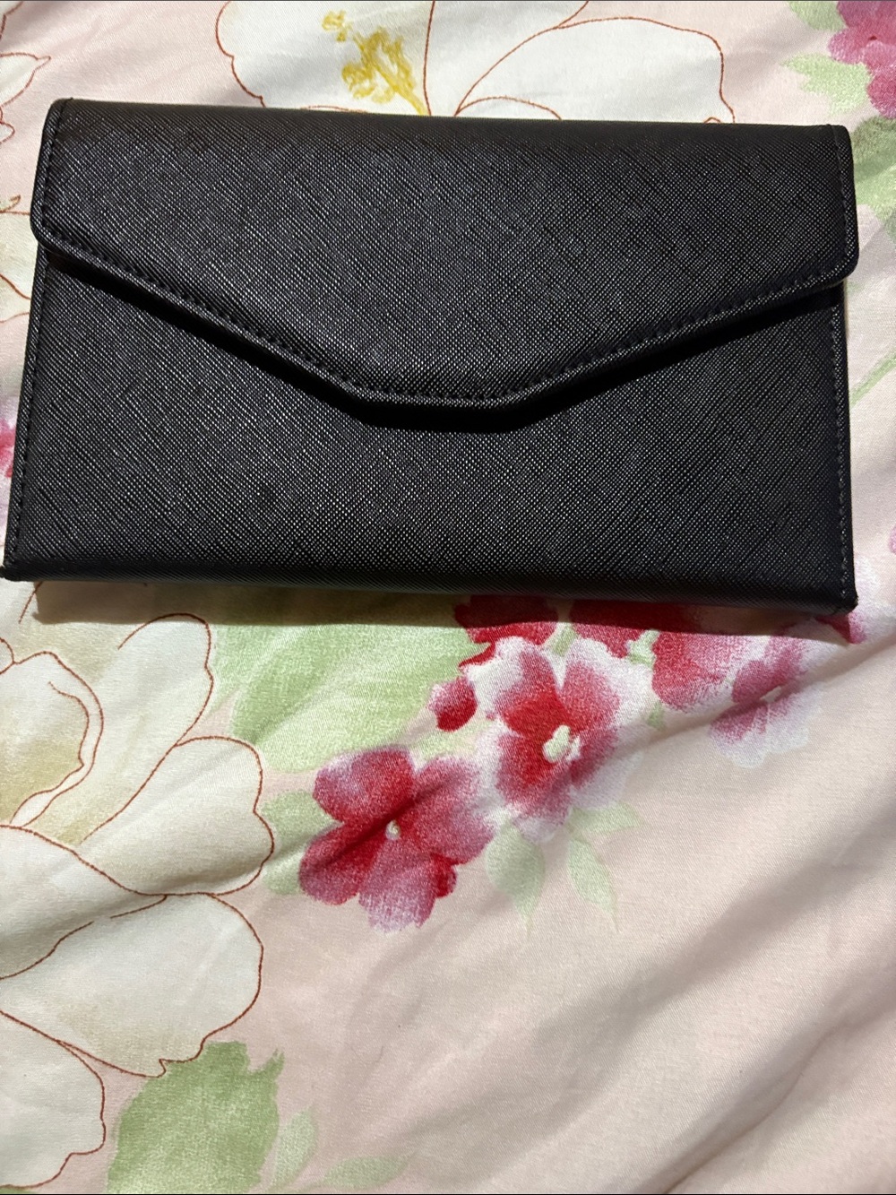 Women’s Black Travel Wallet